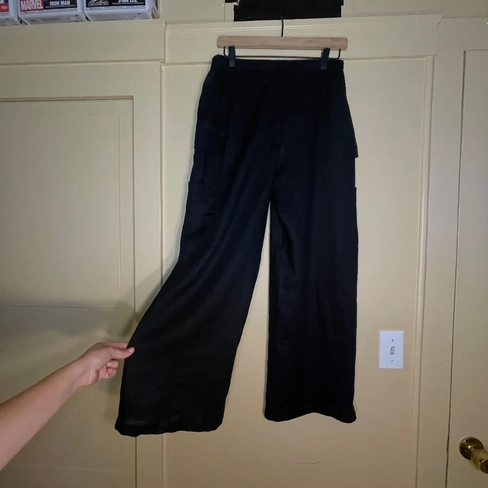 Black Linen Wide-Leg Cargo Pants